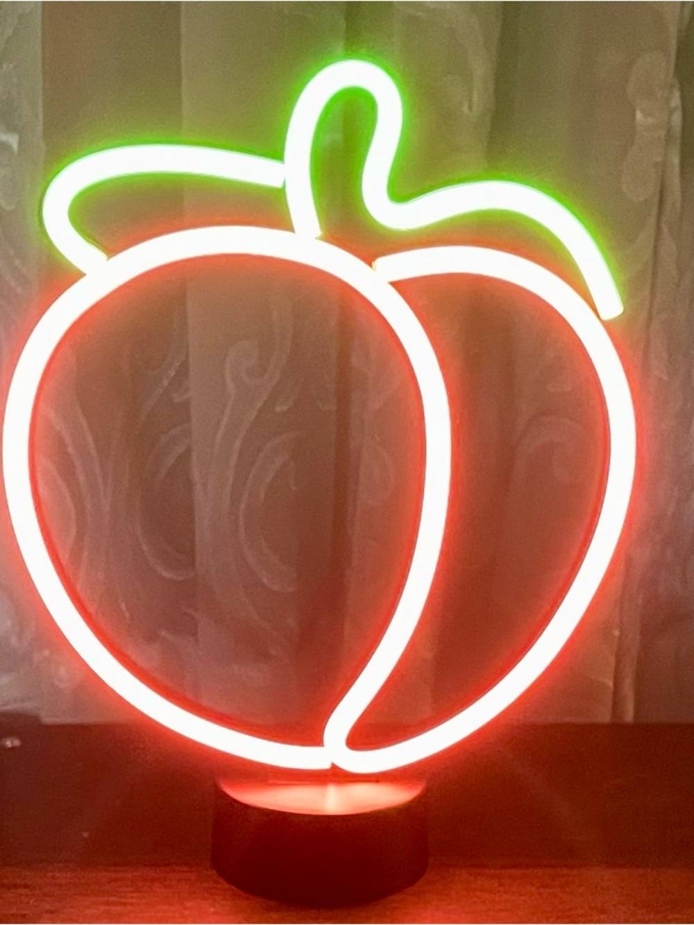 NWT Peach Neon Light Sign in Peach & Green